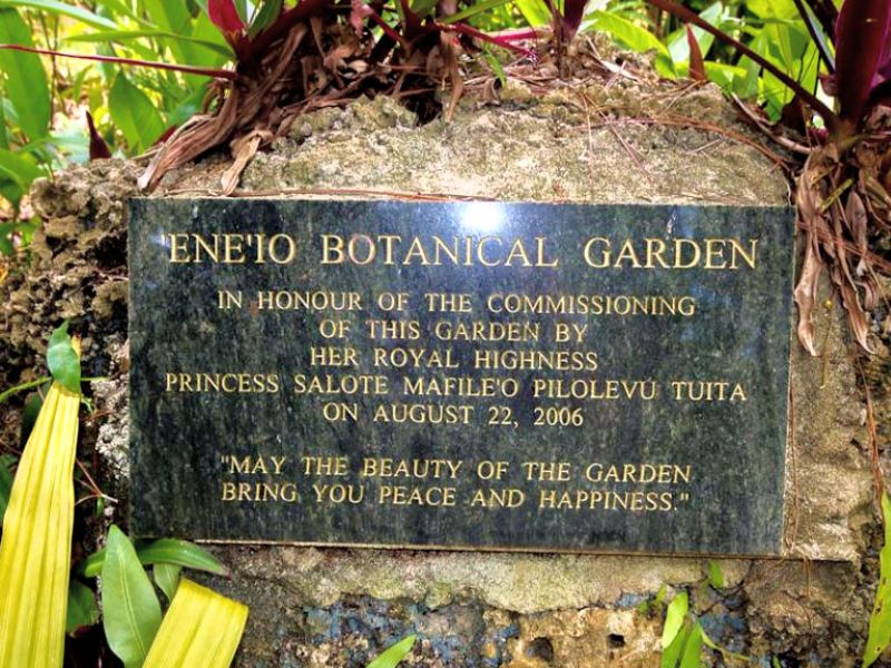 ene'io botanical garden
