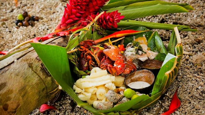 Coconut-Crab-and-Seafood-Platter